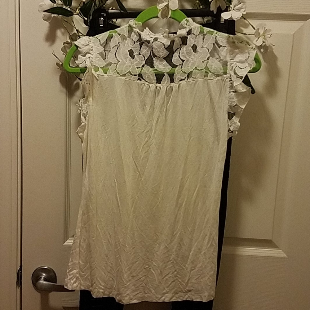 Top - Picture 3 of 4